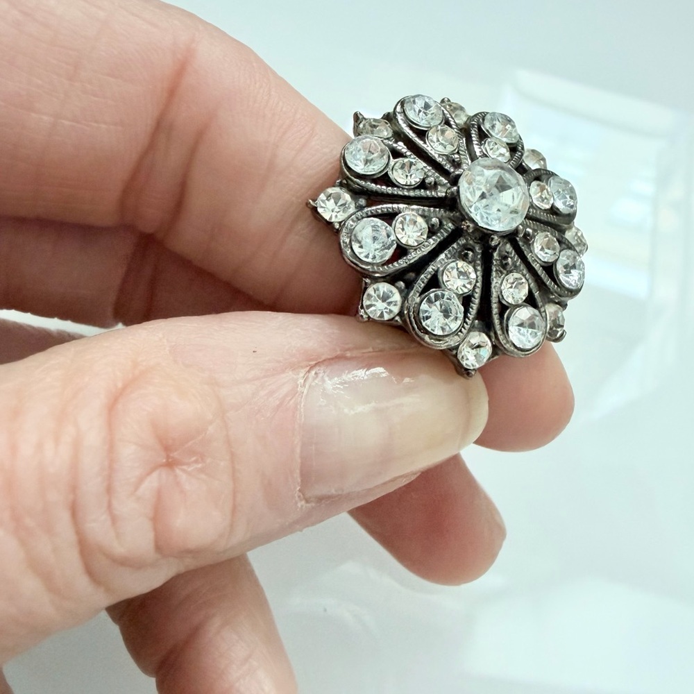 Vintage Silver Pronged Clear Cluster Rhinestone Star Ring Adjustable